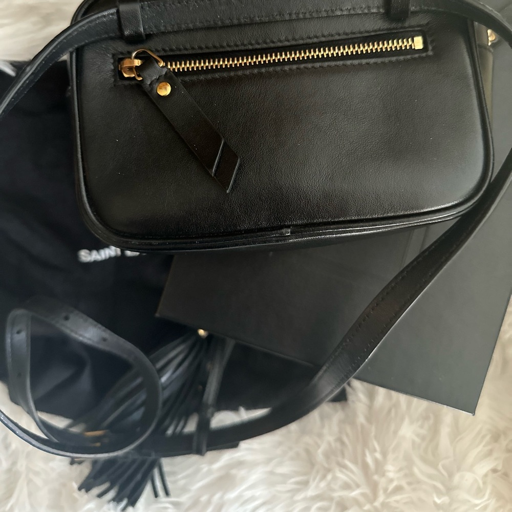 Saint Laurent Calfskin Matelasse Monogram Lou Belt Bag Black - Picture 2 of 13